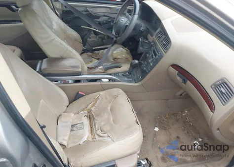 2001 Volvo V70 Xc из США, поврежденный, VIN YV1SZ58D111024624